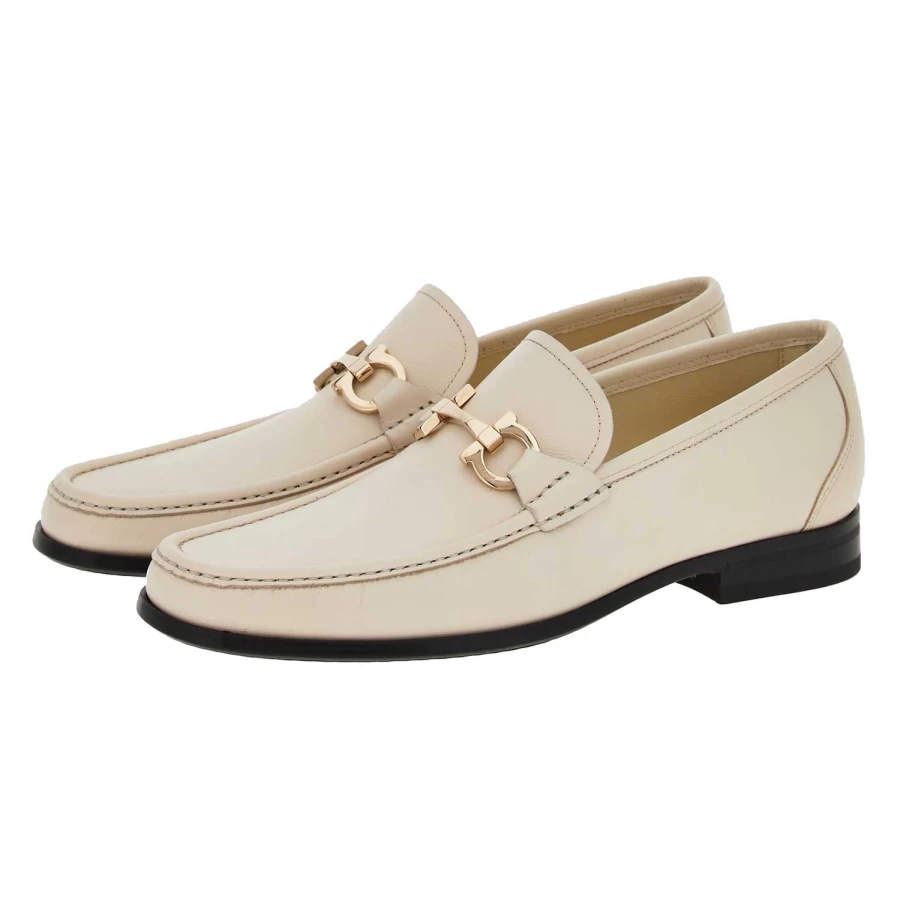 Ferragamo Grandioso 2 Gancini Bit Loafers for Men - Classic Leather Slip-On Shoes with Iconic Metal Detail