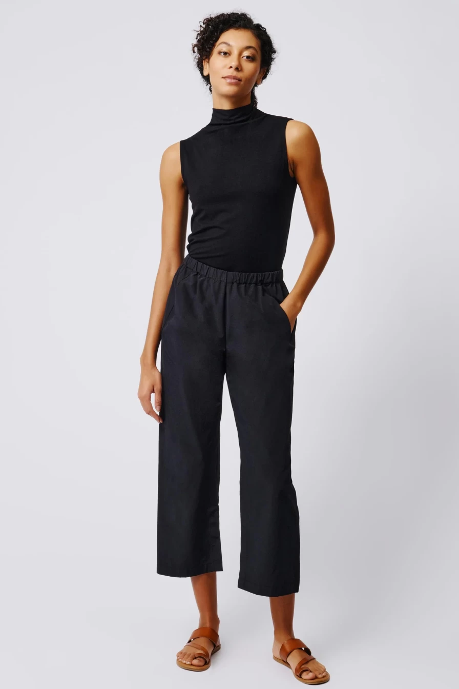 "Kal Rieman Women's Split Hem Capri Pants - Stylish & Comfortable Cropped Trousers"