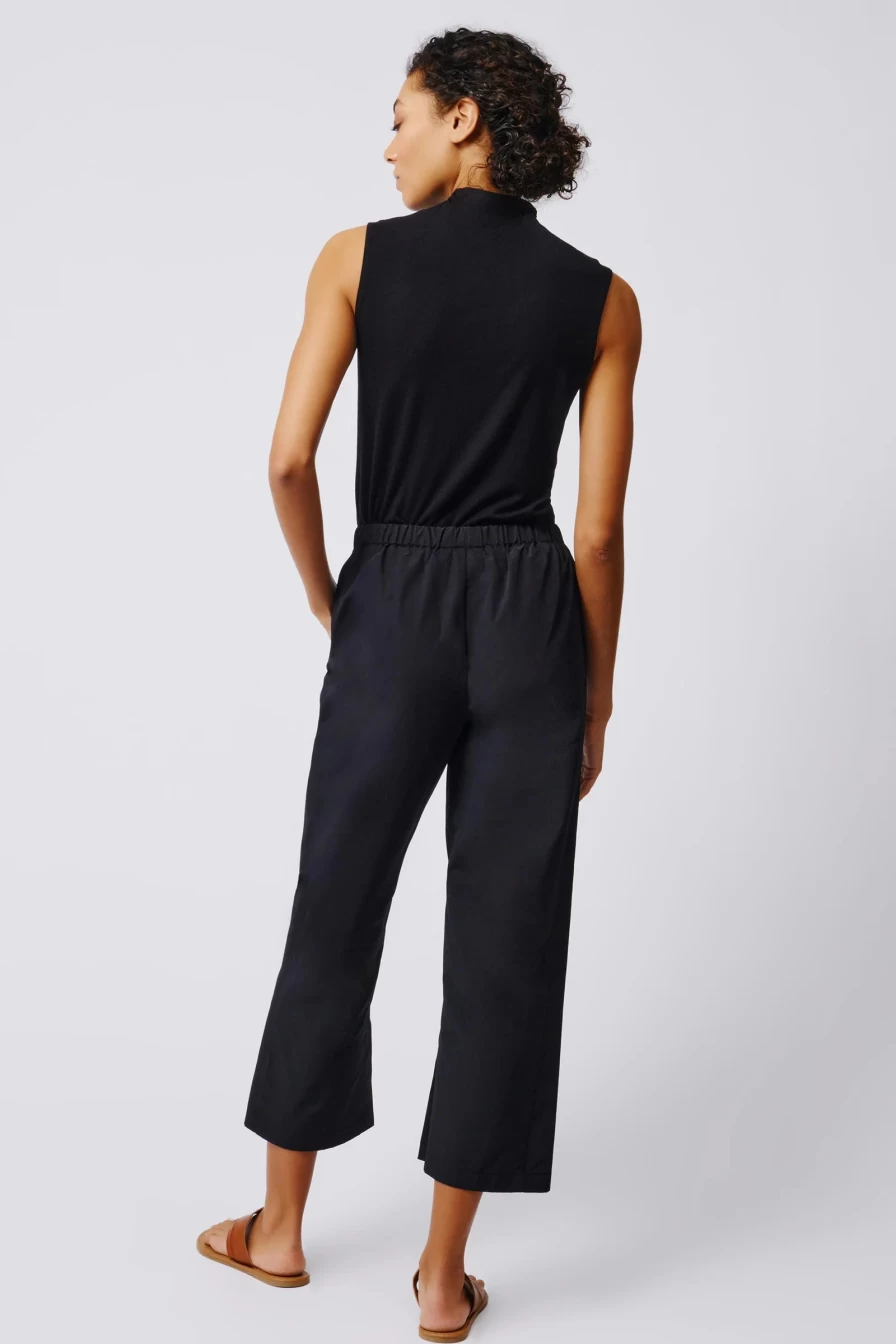 "Kal Rieman Women's Split Hem Capri Pants - Stylish & Comfortable Cropped Trousers"