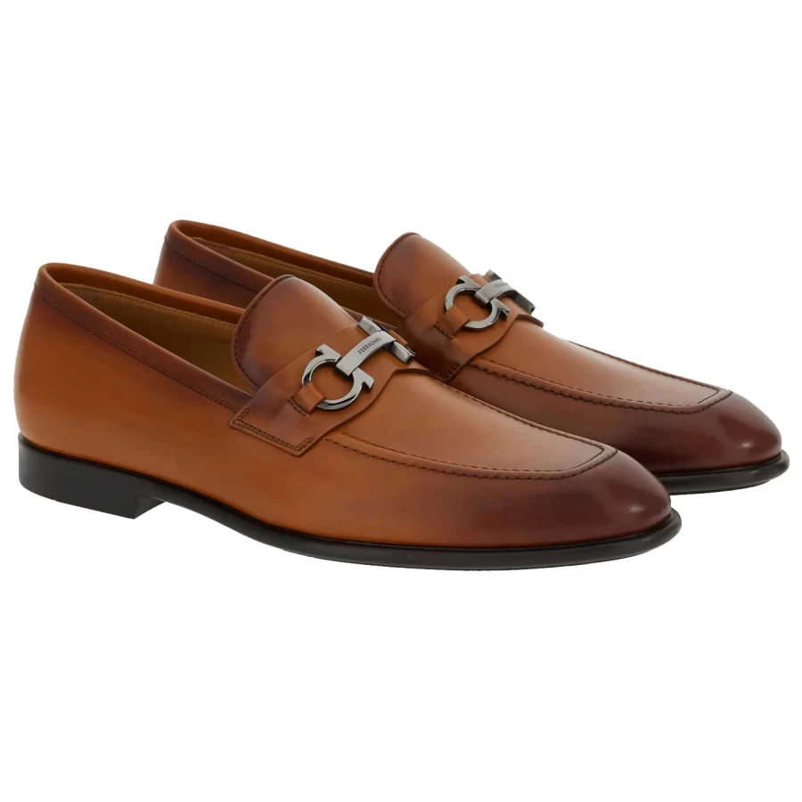 Ferragamo Foster Gancini Bit Loafers - Classic Leather Slip-On Shoes for Men & Women