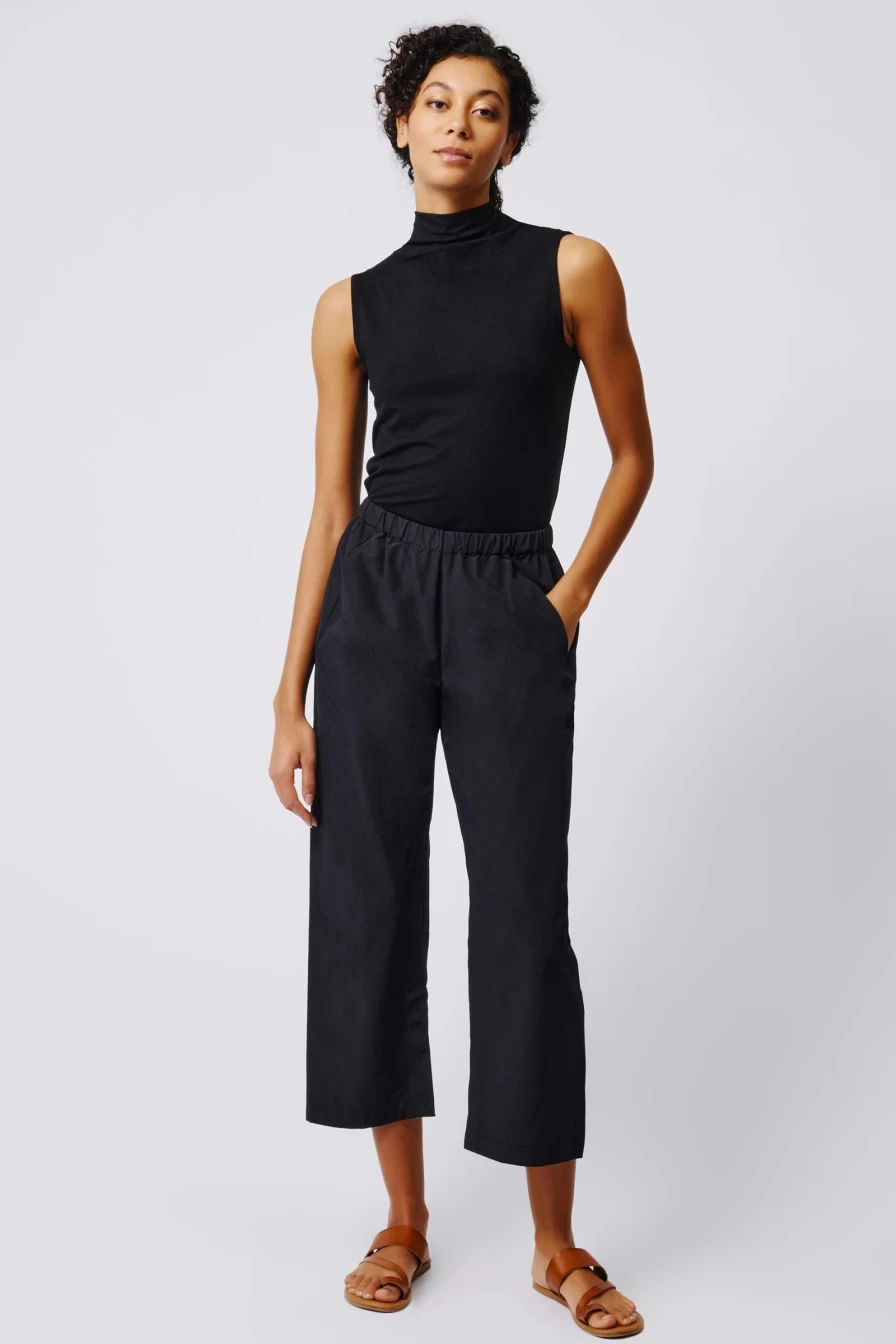 "Kal Rieman Women's Split Hem Capri Pants - Stylish High-Waisted Cropped Trousers"