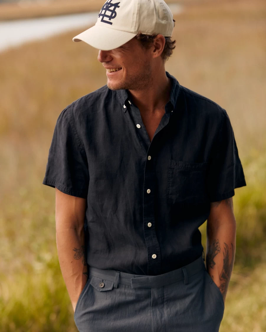 Billy Reid Men's Short Sleeve Linen Button-Down Shirt - Classic Tuscumbia Style for Summer