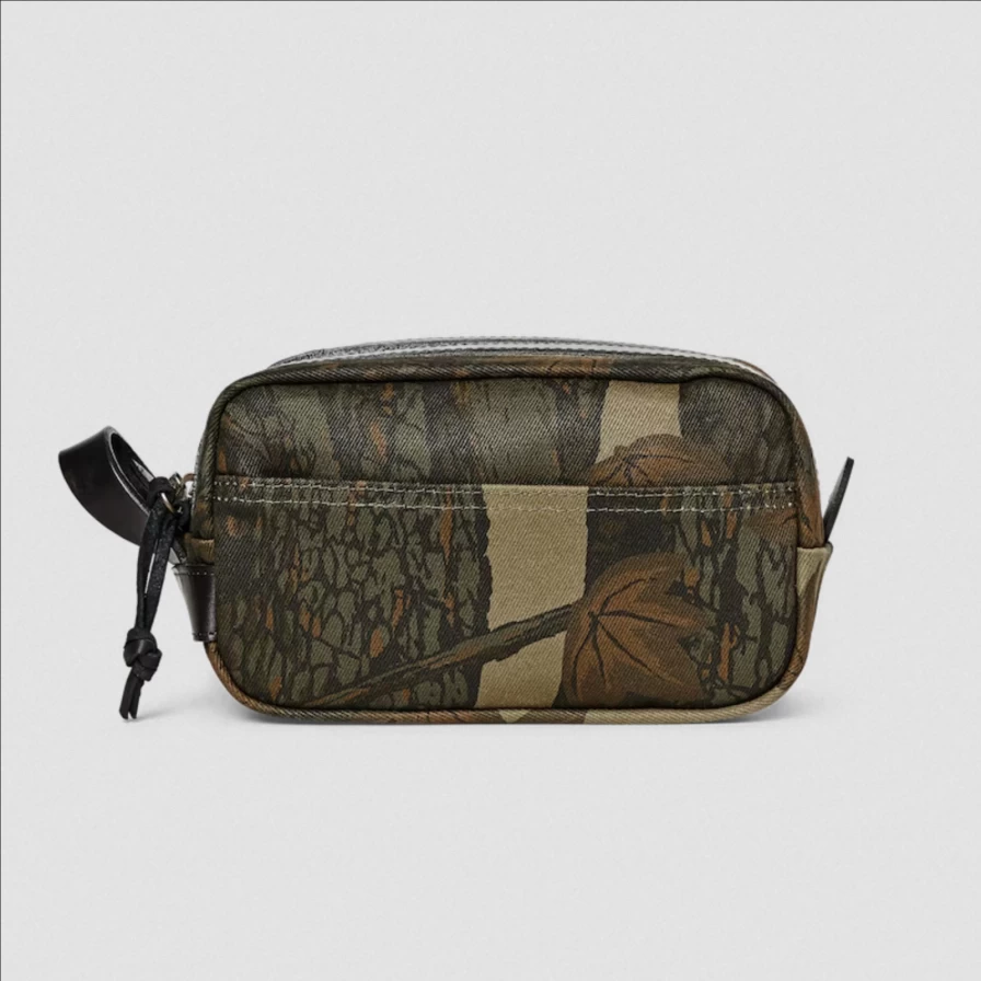 Filson Maple Bark Camo Travel Kit - Durable & Stylish Organizer for Essentials