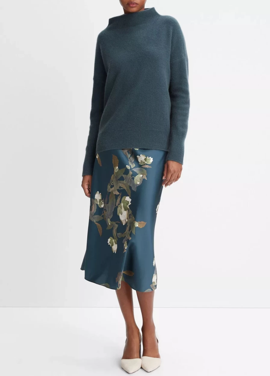 Vince Plush Cashmere Funnel Neck Sweater - Luxurious Soft Women's Knitwear