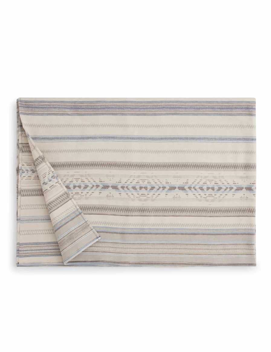 Faherty Adirondack Throw Blanket - Soft, Cozy & Stylish Outdoor Comfort