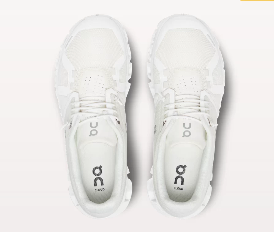 On Shoes Women's Cloud 5 Running Shoes - Undyed White/White | Lightweight & Comfortable
