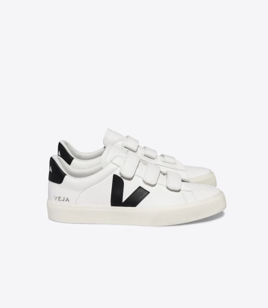 Veja Recife Sneakers in Extra White & Black | Sustainable Vegan Leather Shoes